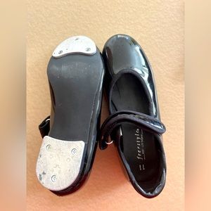 Freestyle girls tap shoes size 11